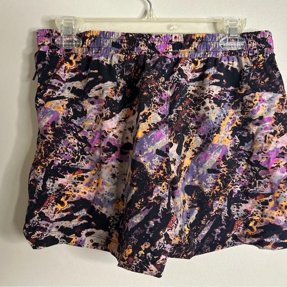 Fabletics Multicolor Abstract Jacket - Picture 16 of 16